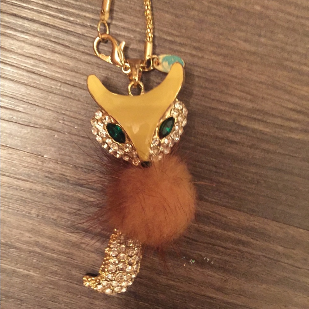 Fox 力 Necklace 